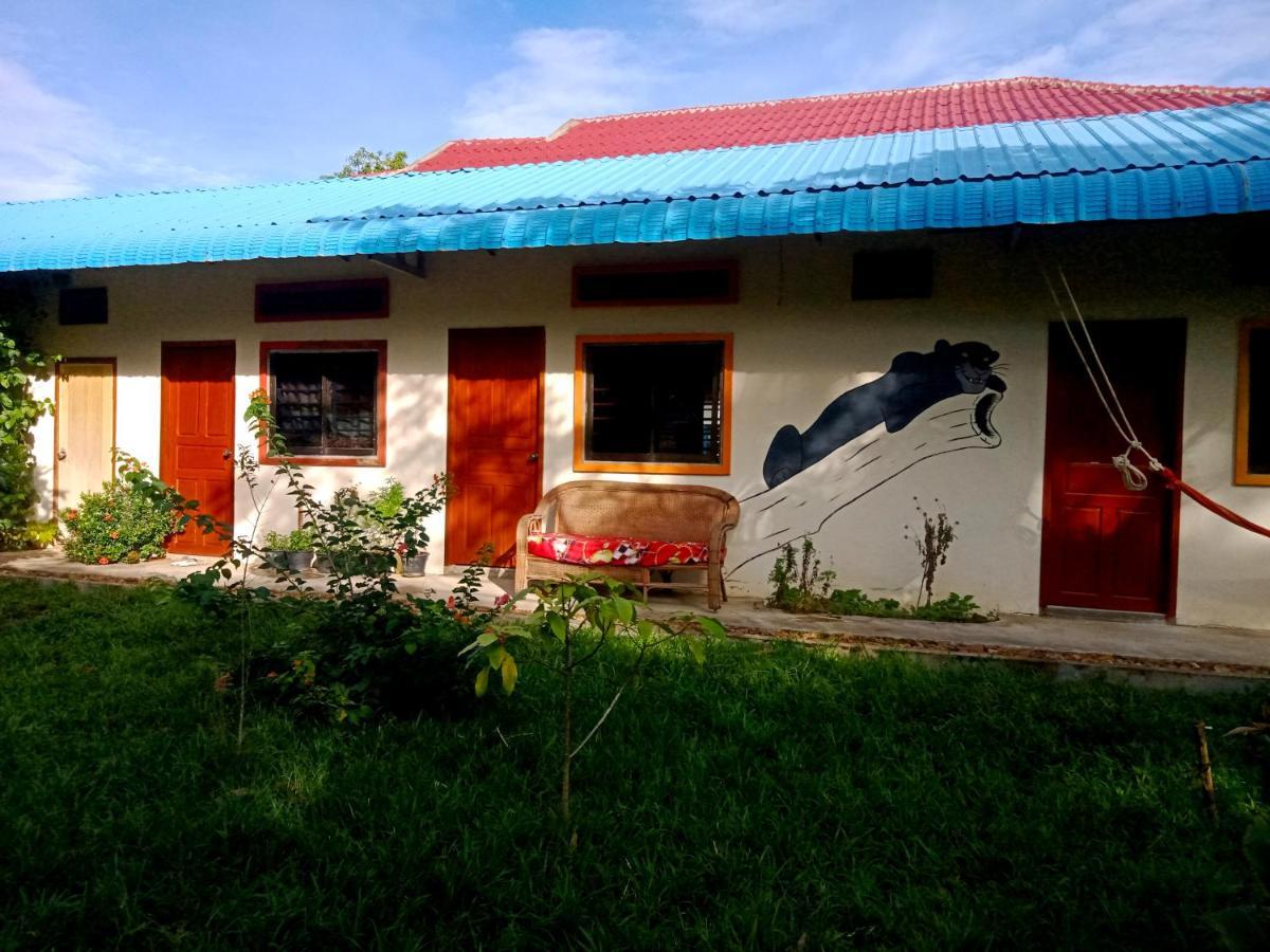 Baloo Guesthouse Koh Rong Sanloem Buitenkant foto