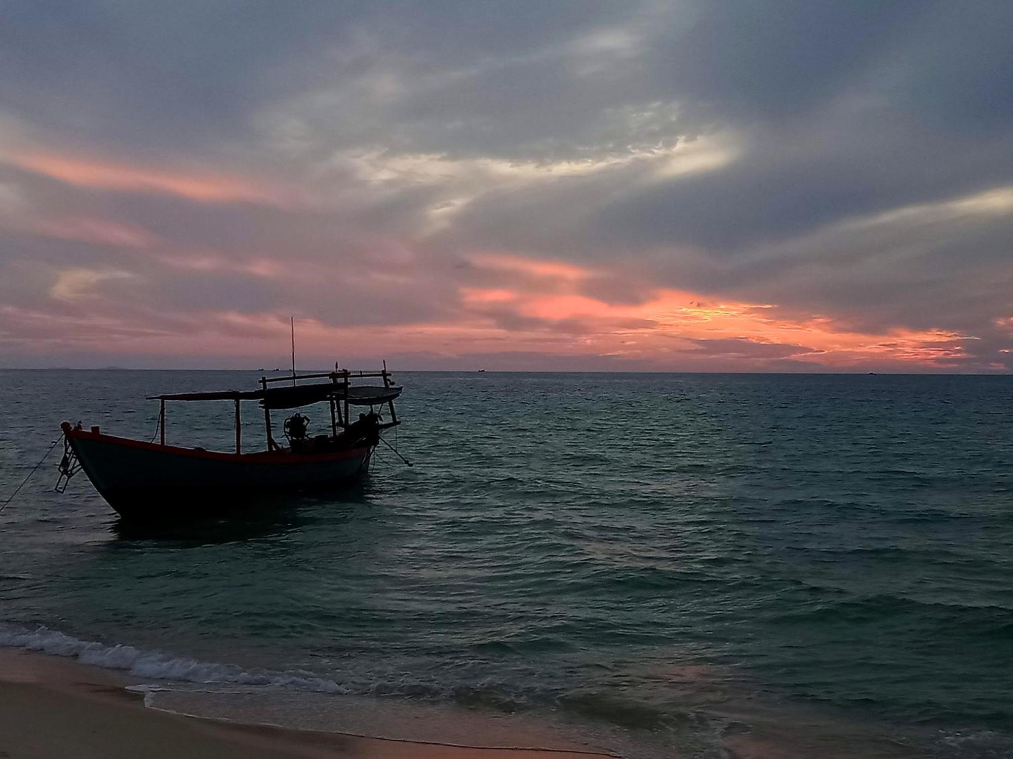 Baloo Guesthouse Koh Rong Sanloem Buitenkant foto